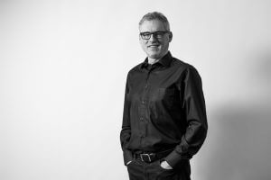 Sicherheit-Security-Coach-Beratung-Helmut-karas06_sw_cool_full2 Digitalisierung ist eine Kombination aus Sicherheit und digitalen Möglichkeiten